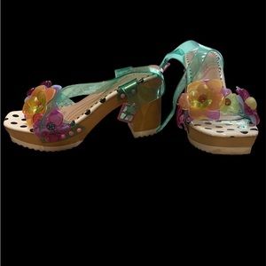 Betsey Johnson Flower Retro Heels